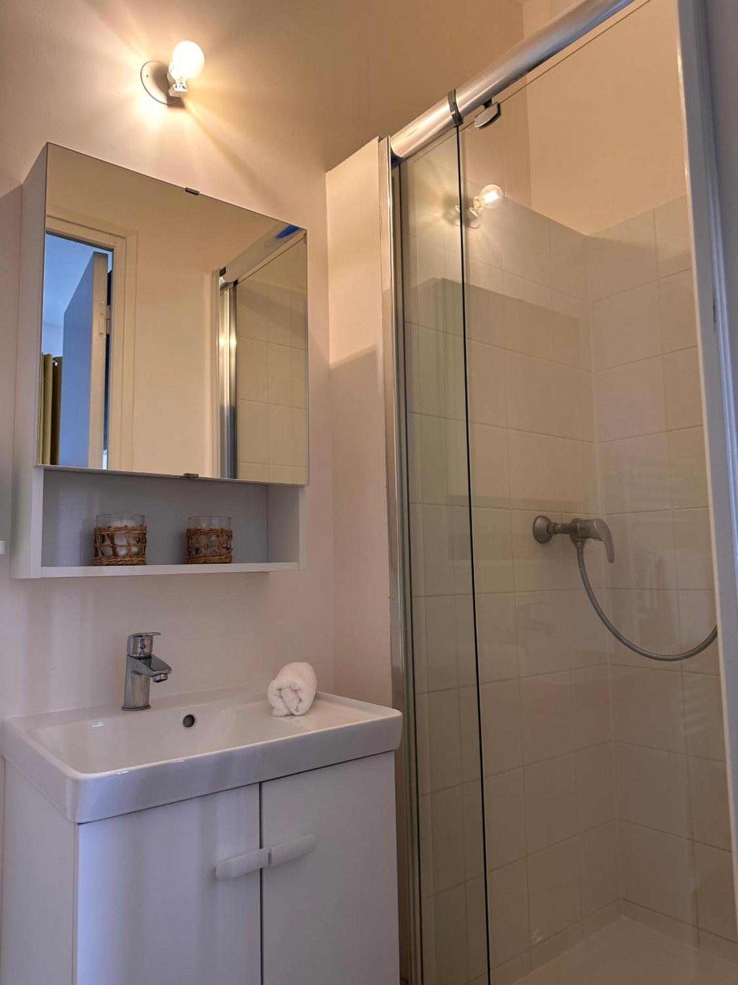 Apartment Bord De Loire - Etablissement Avec 3 - Le Quai Saint Laurent - By Primo C0nciergerie *