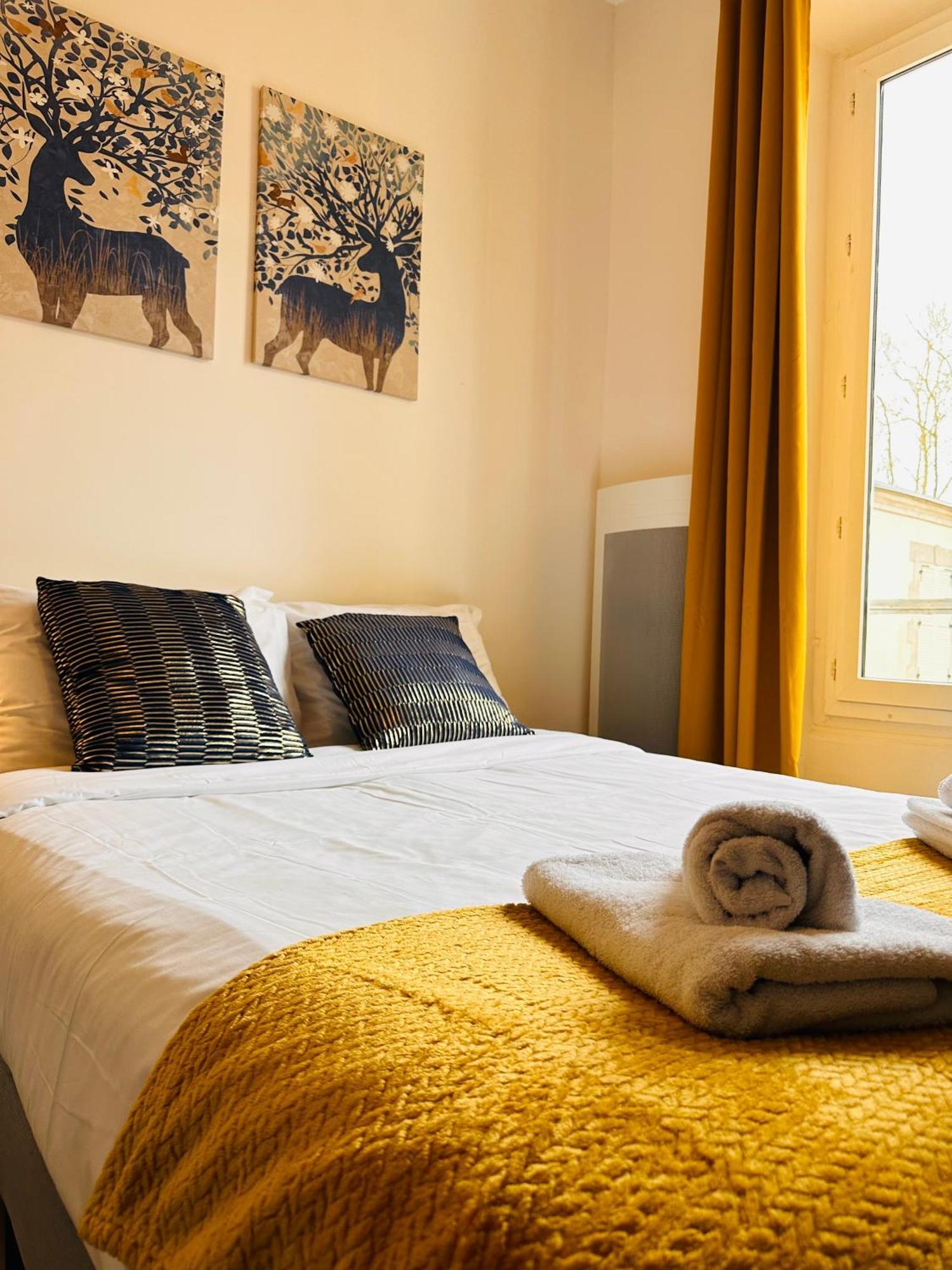 Apartment Bord De Loire - Etablissement Avec 3 - Le Quai Saint Laurent - By Primo C0nciergerie Orleans